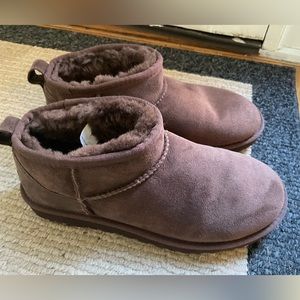 Ultra Mini Uggs Burnt Cedar Size 9 Great Condition